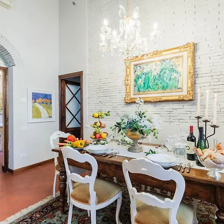 The Garden Along The Stream, Romantic Apartamento Lucca