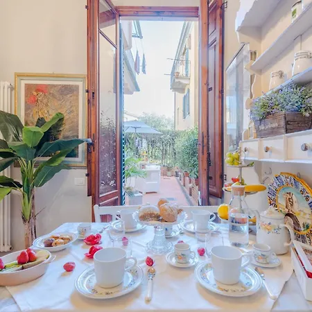 Apartamento The Garden Along The Stream, Romantic
